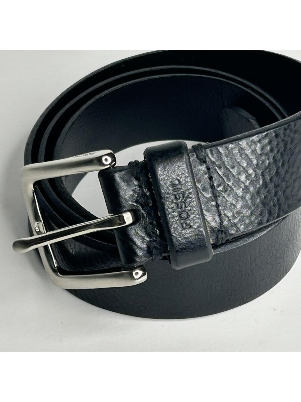 Fossil Belt Mens 40 Black Genuine Leather Silver Buckle Pebbled Dress Casual